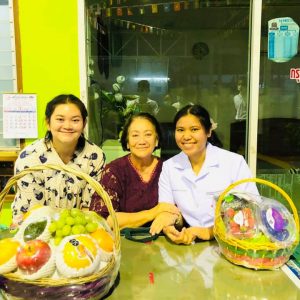 คุณหมอแป้ง - ทันตแพทย์